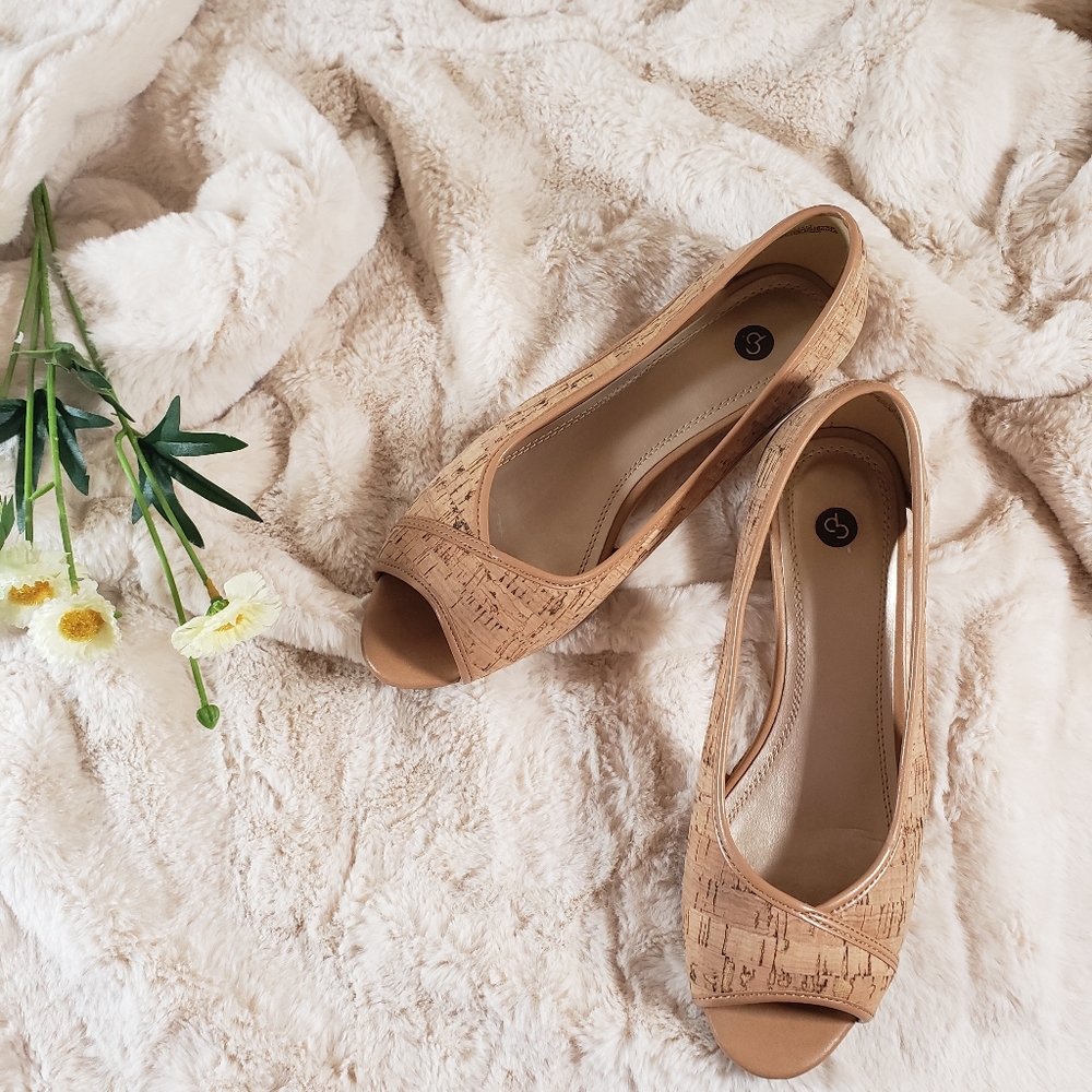 CB casual peep toe shoes.